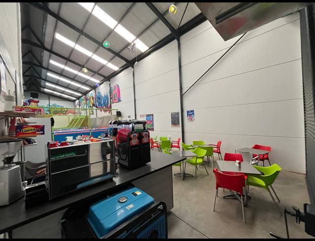 420M² WAREHOUSE TO LET IN RIVERGATE